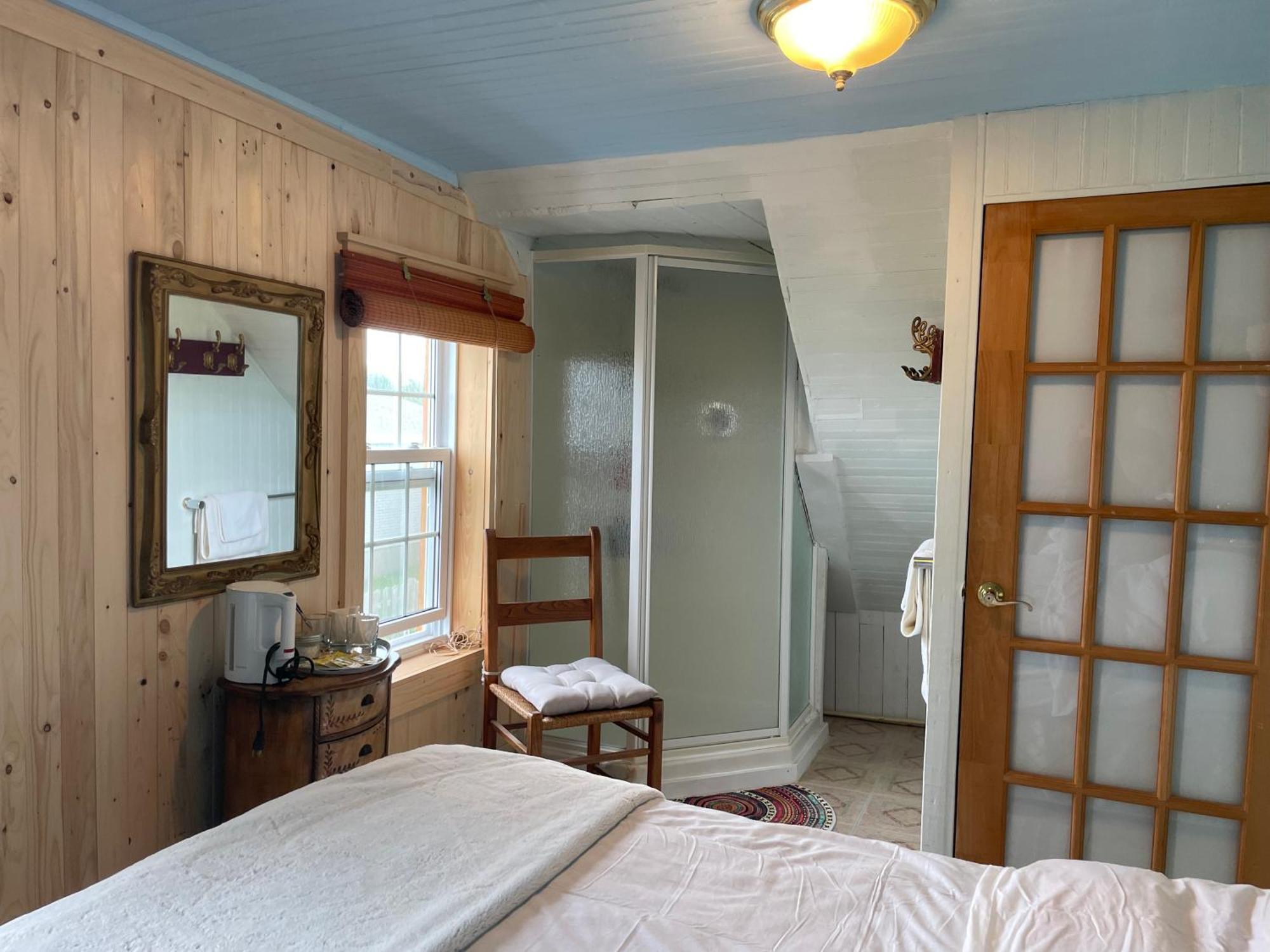 Gite La Belle Forillonne Chambre Bleu Ciel Gaspé Kültér fotó
